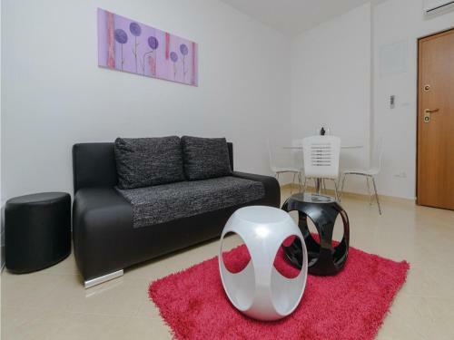 Apartment Blace 3