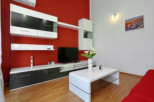 Apartments Maslina Bo?ava