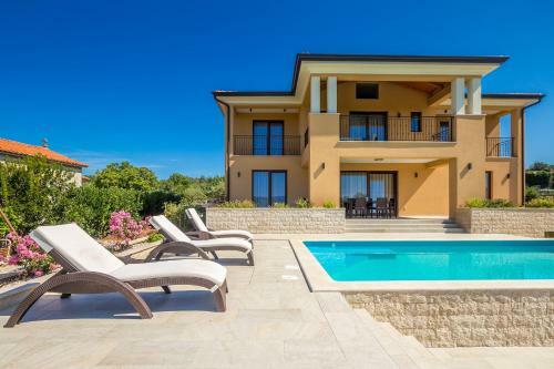 Holiday House Cecilia