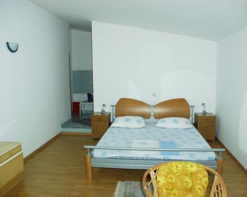 Apartments By The Sea Stanici (Omis) - 474