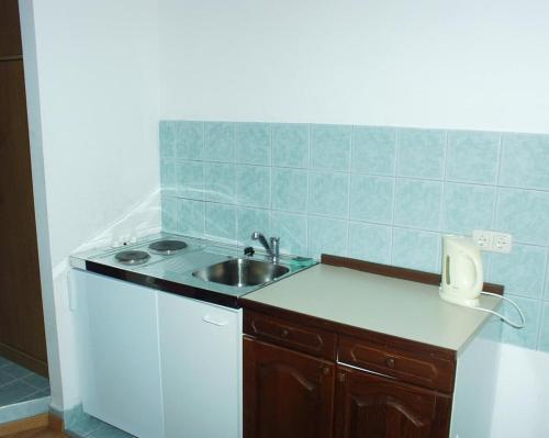 Apartments By The Sea Stanici (Omis) - 474