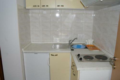 Apartments By The Sea Stanici (Omis) - 2775