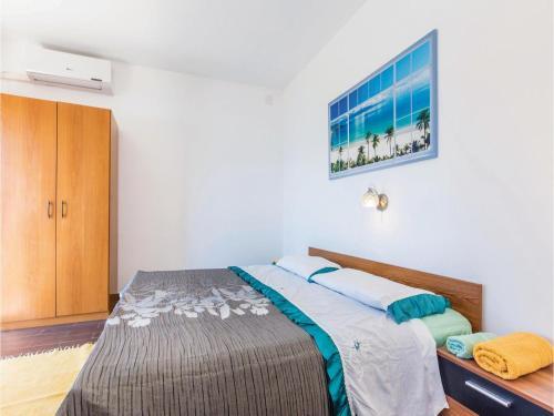 One-bedroom Apartment In Cesarica