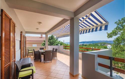 Three-bedroom Apartment In Cesarica