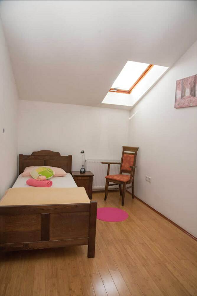 Hostal Rooms Slavonija