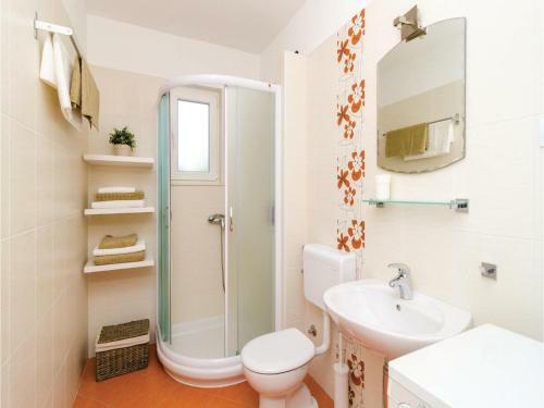 Three-bedroom Holiday Home In Doli