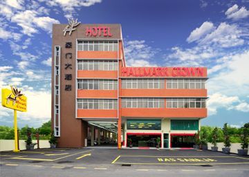 Hotel Hallmark Crown