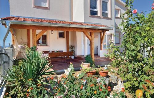 Holiday Home Pakostanska Br. I