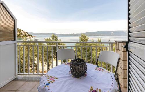 Four-bedroom Apartment In Duba