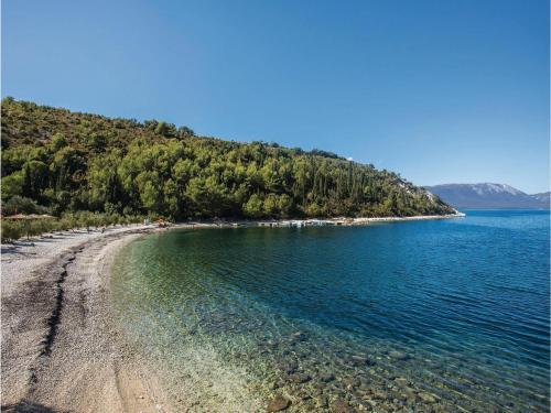 Three-bedroom Holiday Home In Raba
