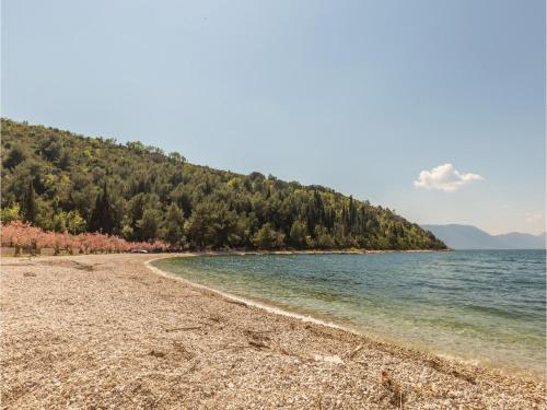 Three-bedroom Holiday Home In Raba