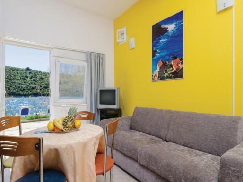 Holiday Apartment Duboka 04