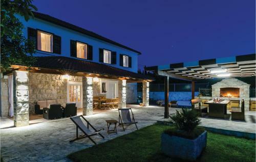 Holiday Home Zastolje 01