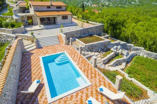 Luxury Villa Stone House Serenity