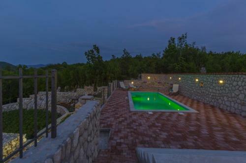 Luxury Villa Stone House Serenity