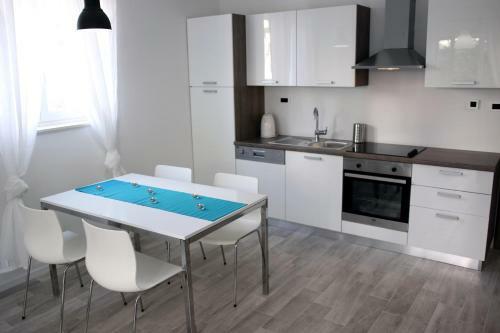 Apartments Plavi&?uti