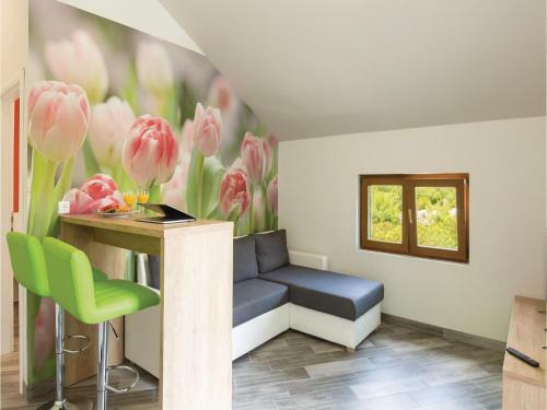 Six-bedroom Holiday Home In Zagvozd