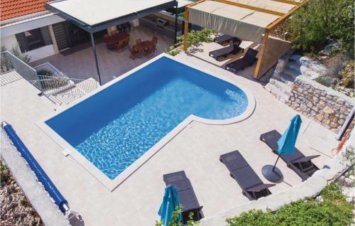 Five-bedroom Holiday Home In Zaton