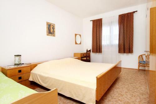 Apartments With A Parking Space Zavalatica (korcula) - 4458