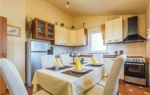 Two-bedroom Apartment In Zbandaj