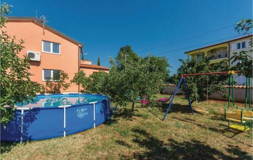 Two-bedroom Apartment In Zbandaj