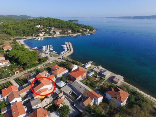 Apartment Zdrelac 15318b