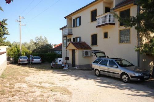 Apartment Zdrelac 8201b