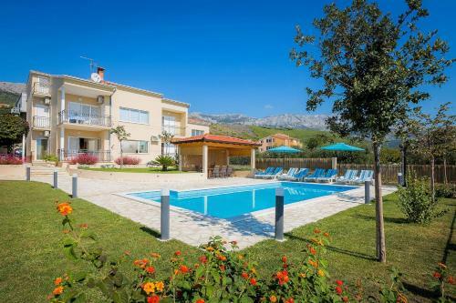Apartment Lucija