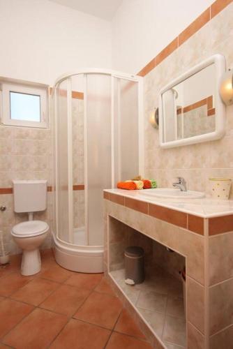 Apartments With A Parking Space Caska (pag) - 4089