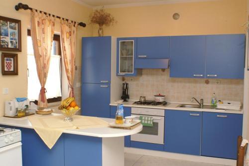 Apartment Zubovici 4065a