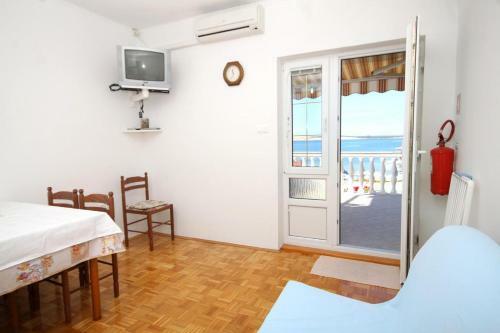Apartment Kustici 9360d