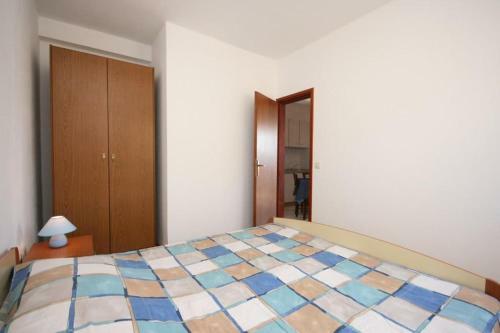 Apartment Zubovici 4066b