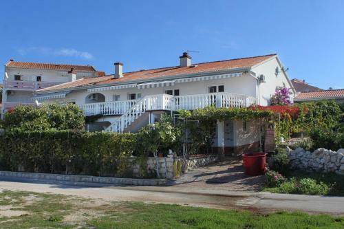 Apartment Kustici 9360b