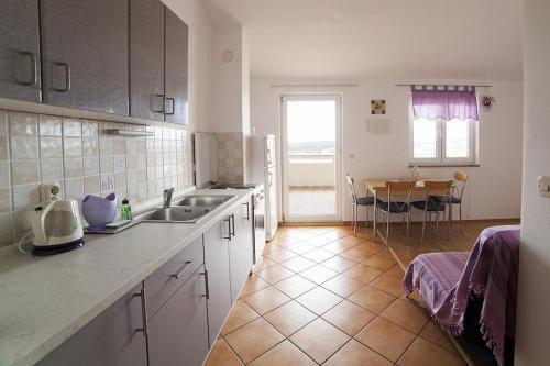 Apartment Caska 4089d