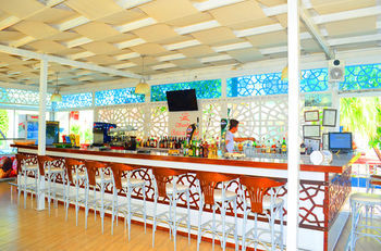 Sunbird Apart Hotel