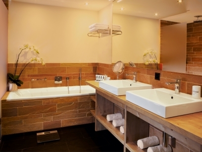 Hotel Nira Alpina