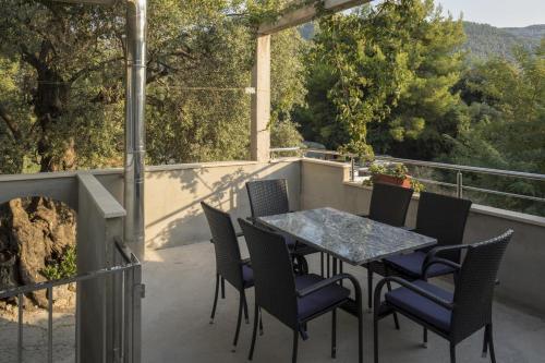 Apartment Zuljana 4573a