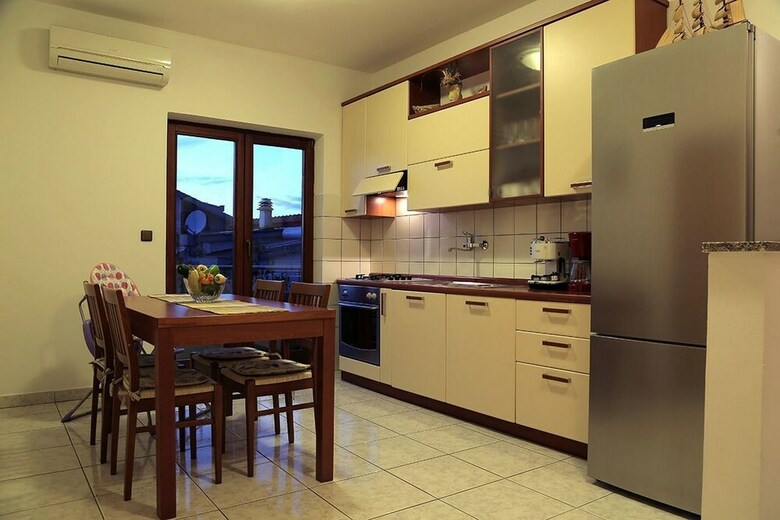 Apartments Ivan