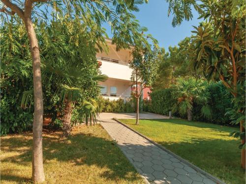 Holiday Home Srima Srima