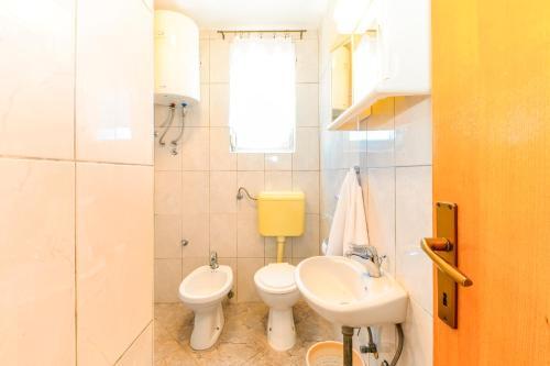 Apartments Pranjic 1221