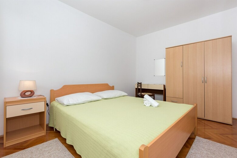 Apartment Ante