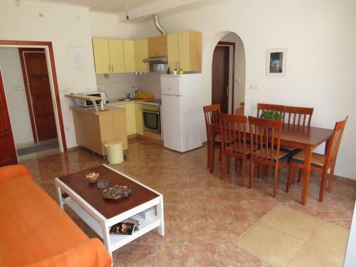 Apartments Maja