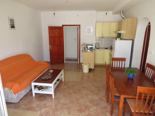 Apartments Maja