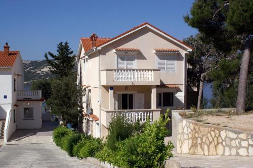 Apartment Stara Novalja 234b