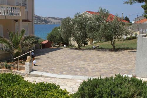 Apartment Stara Novalja 234a
