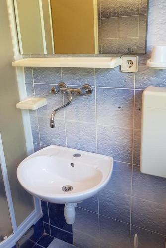 Apartment Stara Novalja 6319d