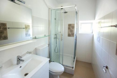 Apartments With A Parking Space Starigrad (paklenica) - 6575