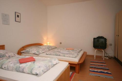 Hostal Family Room Starigrad 6580a