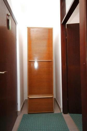 Hostal Triple Room Starigrad 3335g