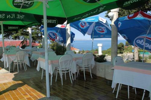 Hostal Triple Room Starigrad 3335g